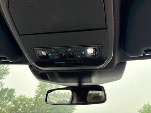 Used 2024 Ford Explorer King Ranch w/ Technology Package AWD/4WD image 9