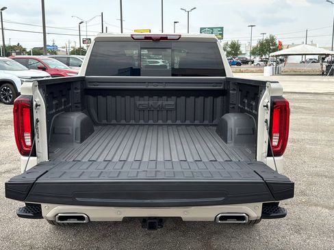 New 2026 GMC Sierra 1500 Denali AWD/4WD image 25