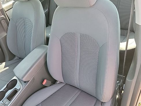 Used 2019 Hyundai Sonata SEL FWD image 12