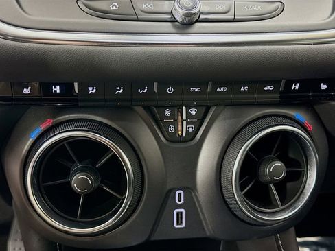 Used 2024 Chevrolet Blazer LT w/ Midnight/Sport Edition image 17