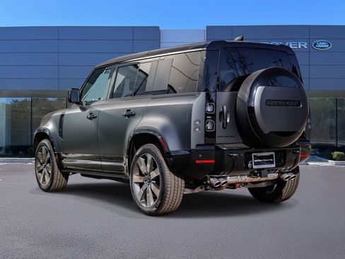 New 2026 Land Rover Defender 110 V8 image 6