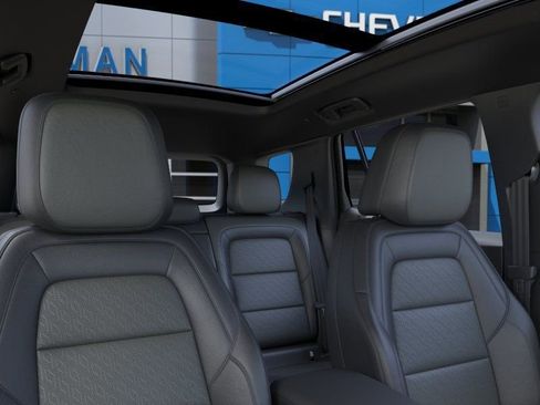 New 2026 Chevrolet Equinox LT w/ Convenience Package II FWD image 25