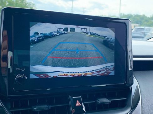 Used 2025 Toyota Corolla LE FWD image 26