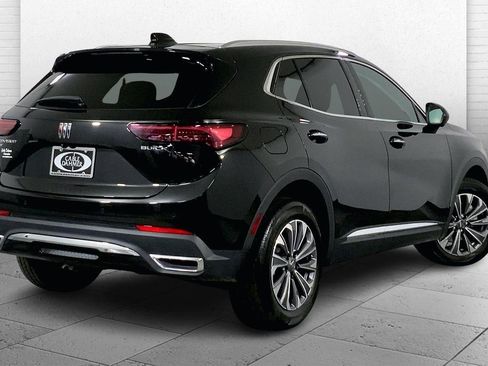Used 2025 Buick Envision Preferred image 12