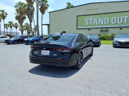 Used 2025 Honda Accord Sport image 8