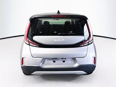 Certified 2023 Kia Soul LX FWD image 6