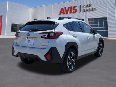 Used 2025 Subaru Crosstrek 2.5i Premium AWD/4WD image 6