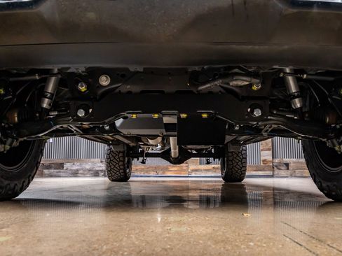 Used 2024 GMC Sierra 1500 AT4 w/ AT4 Preferred Package image 15