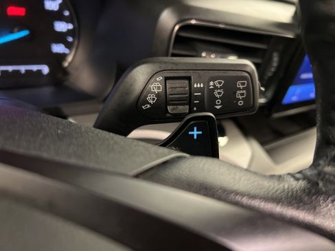 Certified 2020 Ford Explorer XLT w/ Equipment Group 202A image 18