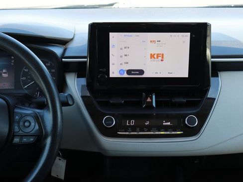 Used 2024 Toyota Corolla LE FWD image 16