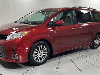 Used 2020 Toyota Sienna XLE Premium