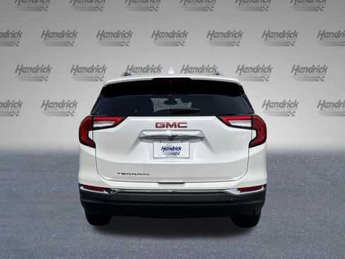 Used 2022 GMC Terrain SLT FWD image 8