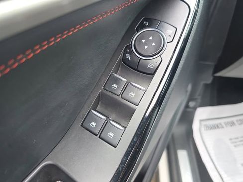 Used 2023 Ford Explorer ST-Line AWD/4WD image 16