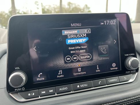 Used 2023 Nissan Rogue SV image 23