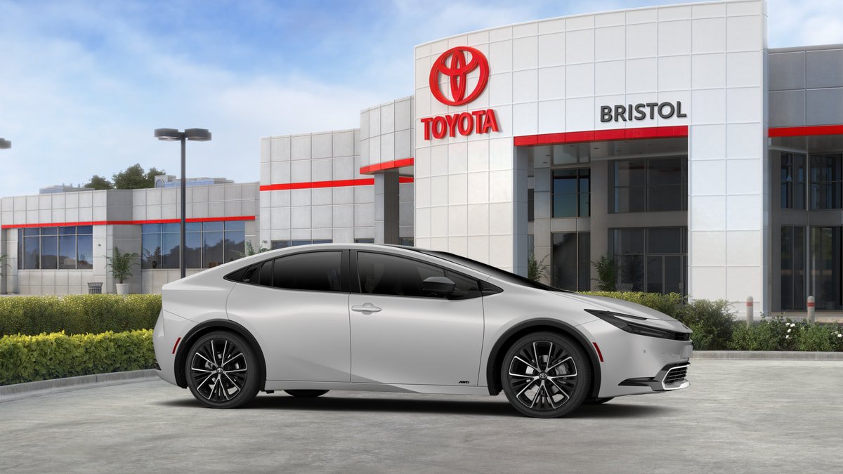 New 2027 Toyota Prius Limited w/ Limited Premium Package AWD/4WD image 13