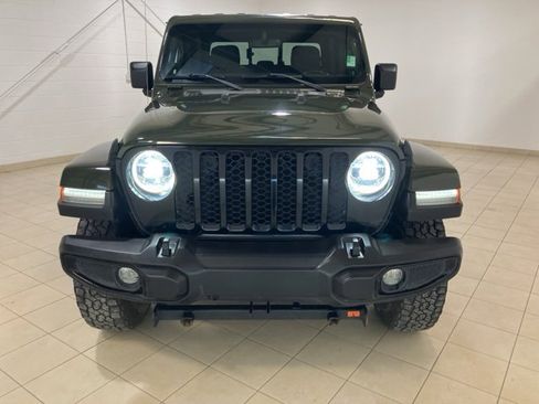 Used 2022 Jeep Gladiator Willys image 8