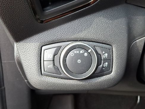 Used 2018 Ford Escape SEL AWD/4WD image 26