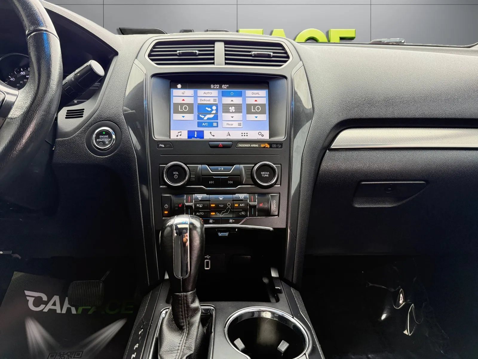 Used 2019 Ford Explorer XLT w/ Equipment Group 202A AWD/4WD image 27