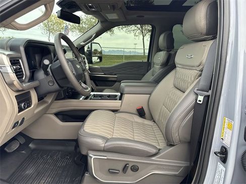New 2026 Ford F250 Platinum w/ Platinum Plus Package image 21
