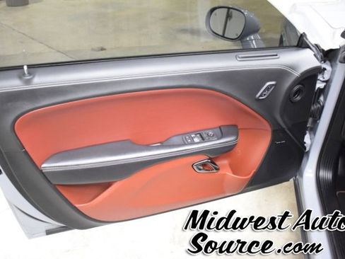 Used 2021 Dodge Challenger SRT Hellcat w/ Plus Package image 11