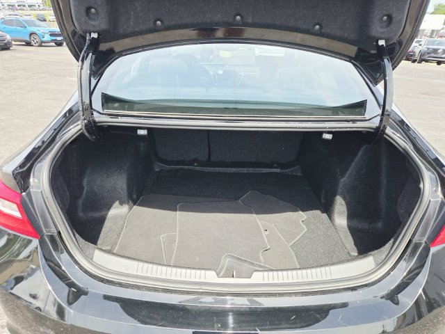Certified 2023 Chevrolet Malibu LS FWD image 10