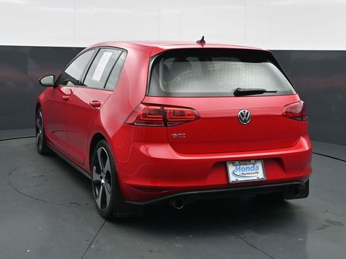 Used 2017 Volkswagen GTI SE FWD image 5