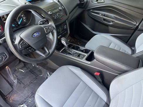 Used 2019 Ford Escape S FWD image 3
