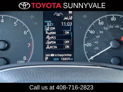 Used 2023 Toyota Corolla SE w/ SE Premium Package FWD image 30