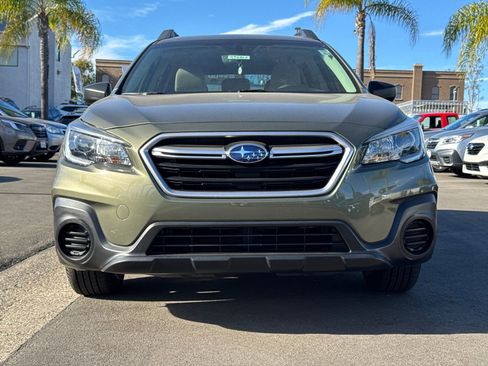 Used 2018 Subaru Outback 2.5i image 3
