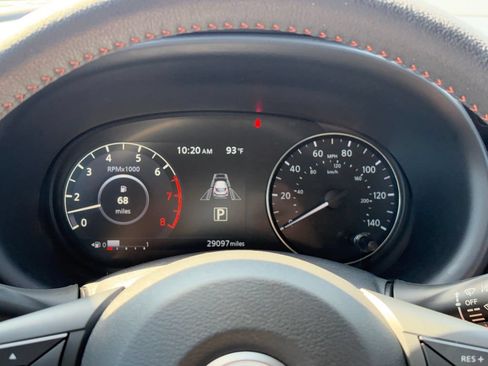 Used 2024 Nissan Kicks SR w/ SR Premium Package FWD image 14