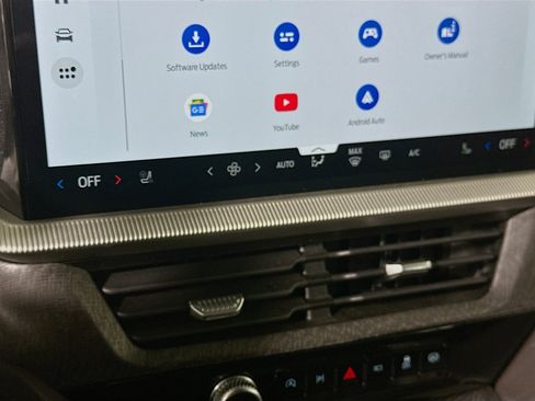 Used 2025 Ford Explorer Platinum w/ LUX Leather Package image 23