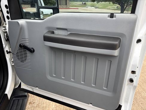 Used 2015 Ford F250 XL w/ XL Value Package AWD/4WD image 16