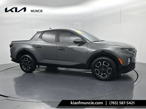 Used 2022 Hyundai Santa Cruz SEL FWD image 1