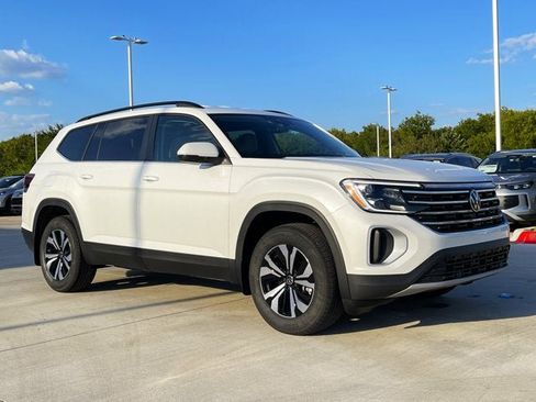 New 2026 Volkswagen Atlas SE image 6