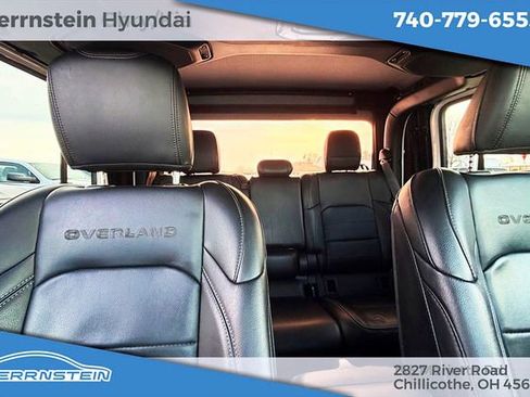 Used 2023 Jeep Gladiator Overland image 27