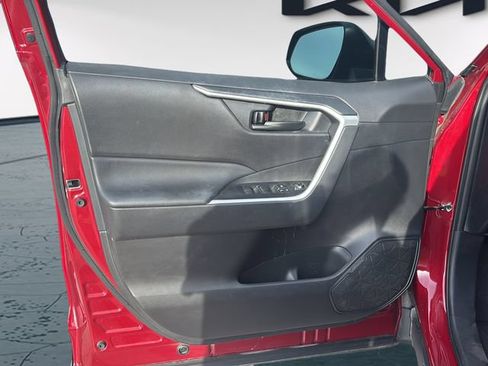 Used 2024 Toyota RAV4 LE AWD/4WD image 20
