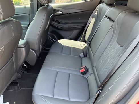 Used 2025 Buick Encore GX Avenir w/ Avenir Technology Package AWD/4WD image 16