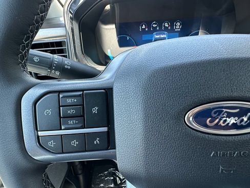 New 2026 Ford F250 Lariat w/ FX4 Off-Road Package AWD/4WD image 24