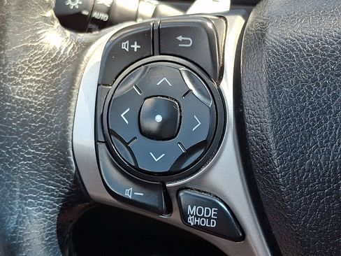 Used 2014 Toyota Camry SE image 21