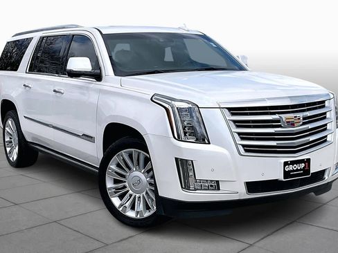 Used 2016 Cadillac Escalade ESV Platinum image 3