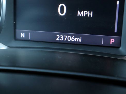 Used 2025 Chevrolet Blazer LT image 31