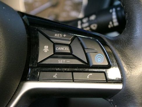 Used 2022 Nissan Altima 2.5 Platinum AWD/4WD image 22