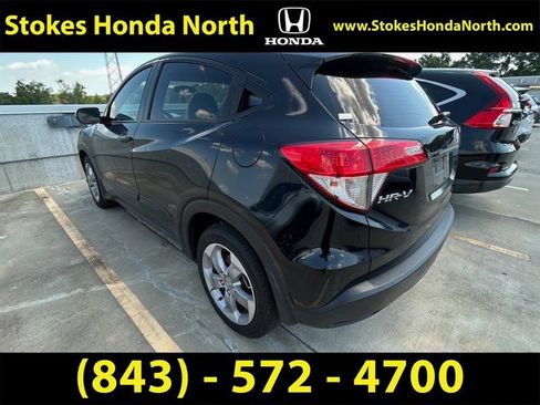 Used 2022 Honda HR-V LX image 4
