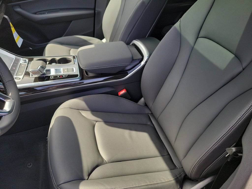 New 2027 Audi Q8 Premium AWD/4WD image 17