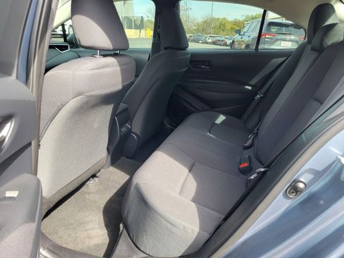 Used 2025 Toyota Corolla LE image 16