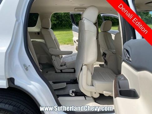 Used 2023 GMC Acadia Denali AWD/4WD image 42