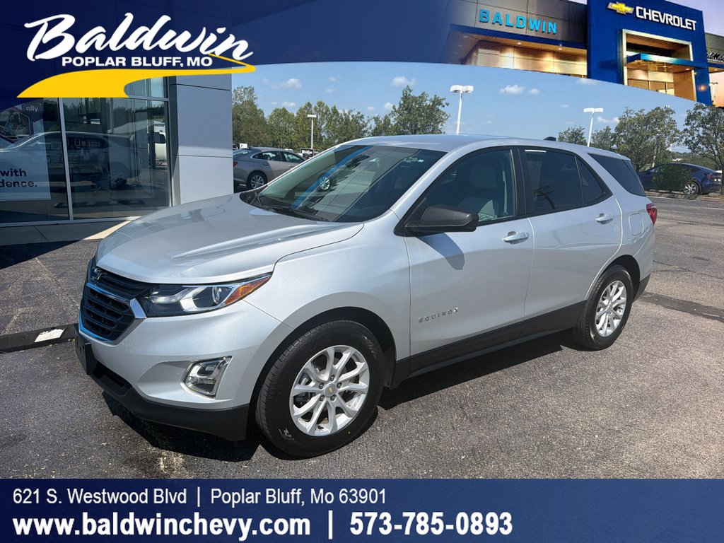 Used 2021 Chevrolet Equinox LS w/ LS Convenience Package FWD image 1