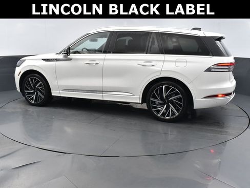 New 2026 Lincoln Aviator Black Label w/ Dynamic Handling Package image 2