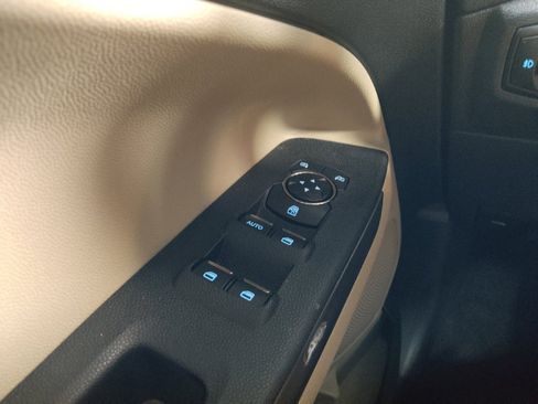 Used 2021 Ford EcoSport SE FWD image 27
