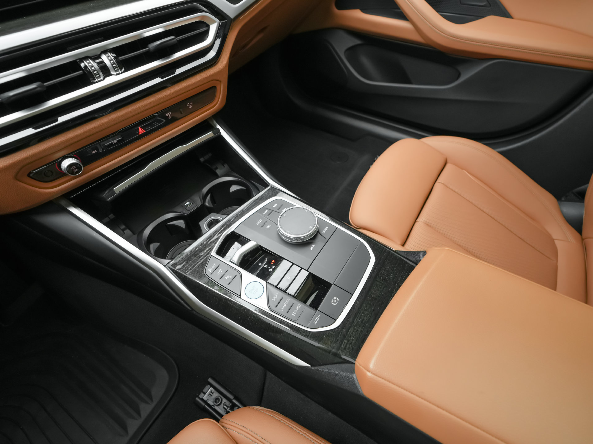 Used 2024 BMW i4 eDrive35 w/ Convenience Package RWD image 15